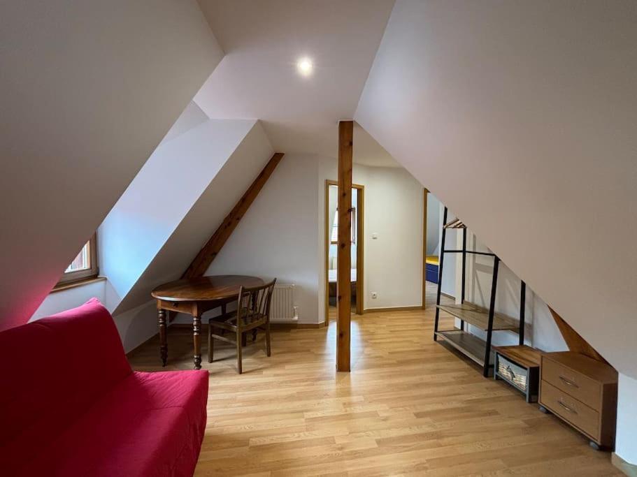 Gite De La Fontaine Charmante Maison Au Coeur De Beblenheim - Route Des Vins Bagian luar foto